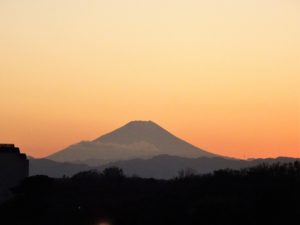 2020年12月27日の記事に移動します